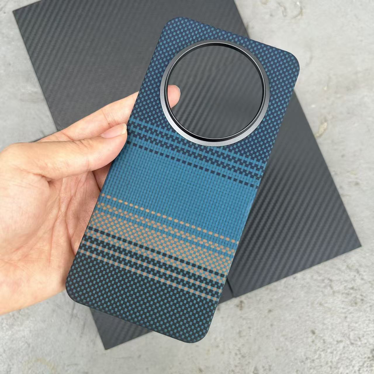 Ultradünne Kohlefaser für Mags – Huawei Mate 60 Bewertung und Preis